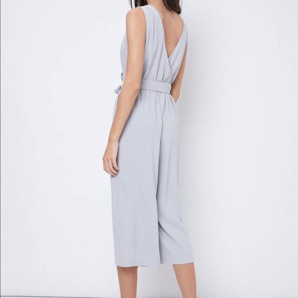 🎈 $5  Belted Dress Romper 🎈 - Picture 9 of 10